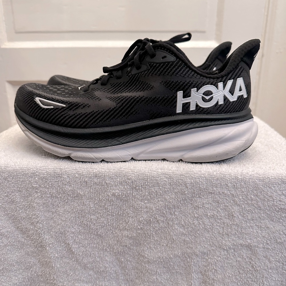 Hoka Clifton 9 Wide